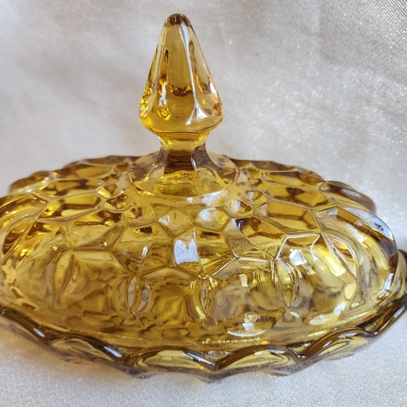Vintage Anchor Hocking ‘Fairfield’ Golden Honey Amber Glass Covered Butter Dish - Picture 5 of 7